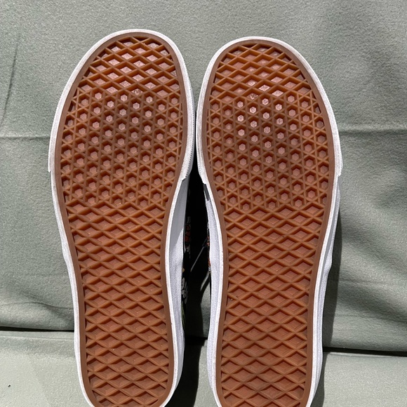 Vans X Disney The Jungle Book Authentic Shoes - Picture 7 of 7